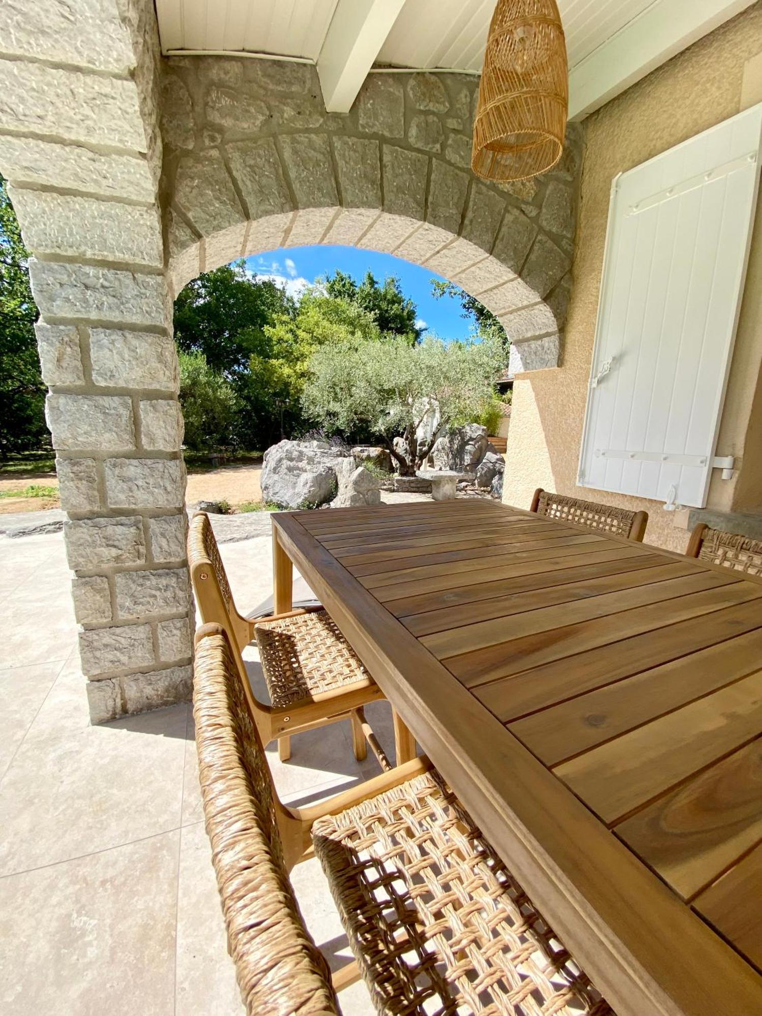 Maison Pour 12P, Piscine A Debordement Chauffee D'Avril A Octobre Inclus Ruoms Exterior foto